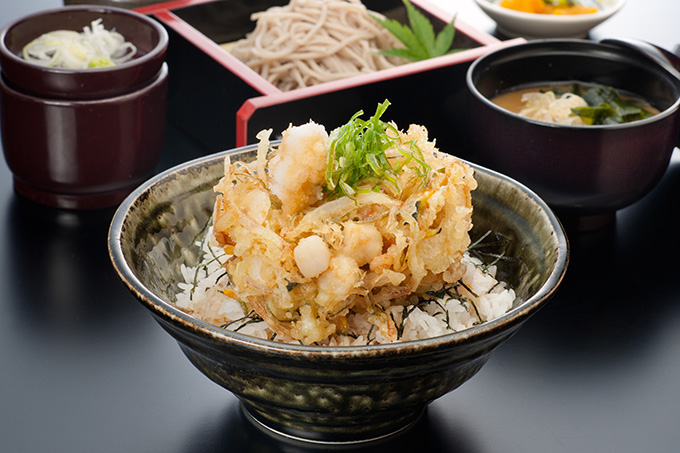 海鮮かきあげ丼と蕎麦のセット